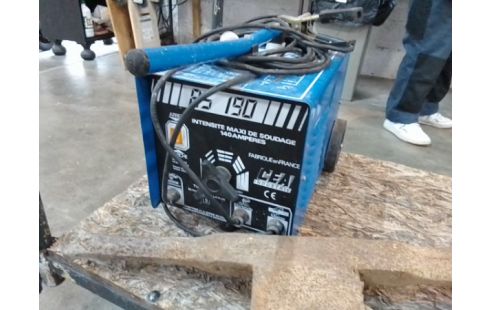 POSTE A SOUDER +ACCESSOIRES EN CAISSE