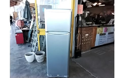 FRIGO CONGELATEUR INDESIT