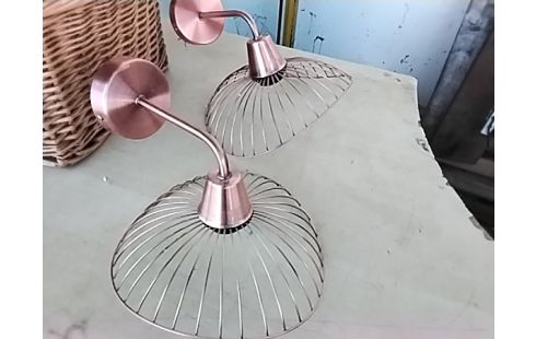 PAIRE DE APPLIQUÉS MODERNE