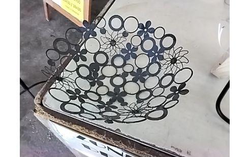 COUPE A FRUITS METAL