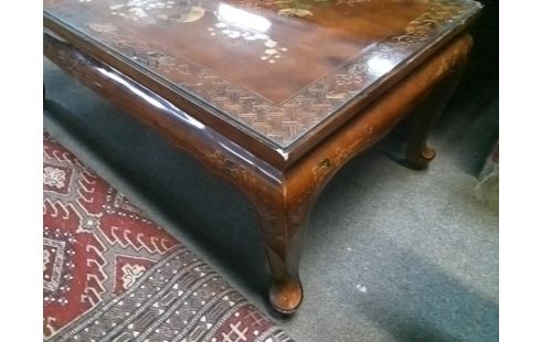 TABLE BASSE EFFET JAPONISANT AVEC PLATEAU VERRE