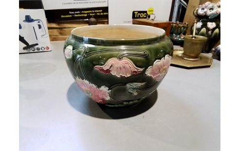 CACHE POT EN BARBOTINE