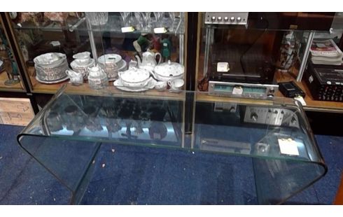 CONSOLE DESIGN EN VERRE