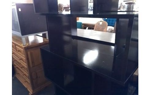 ETAGERE NOIRE A FIXER