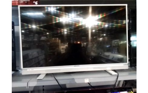 TELEVISEUR GRUNDIG