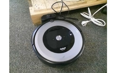 ASPIRATEUR ROBOT ROOMBA E5 AVEC BOITE