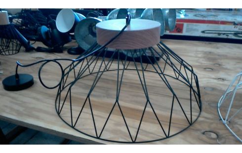 SUSPENSION  METAL  TGM     L' UNE