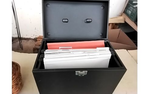 RANGE DOCUMENT METAL