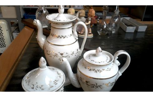 SERVICE A CAFE CORPS BLANCHE OR