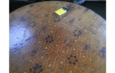 TABLE BASSE RONDE STYLE MARQUETTERIE