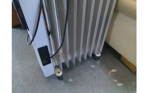 RADIATEUR BAIN D'HUILE .