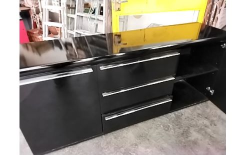 MEUBLE BAS ST MODERNE LAQUÉE NOIR