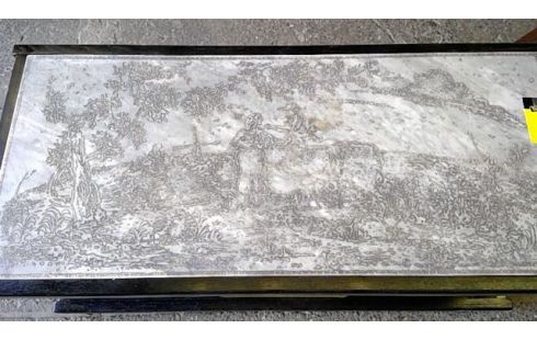 TABLE BASSE MARBRE  GRAVÉ