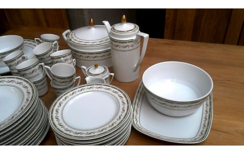 SERVIES ECHENBACH