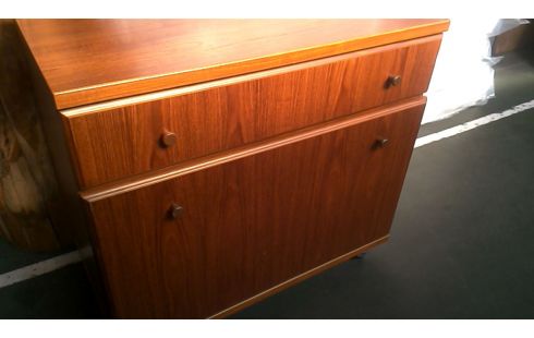 LADEKAST 2 LADEN HOUT LOOK