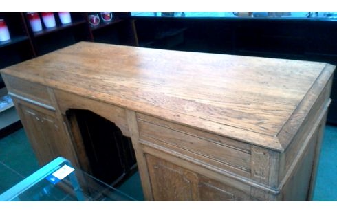 BUREAU EIK 1 DEUR 4 LADEN OUD