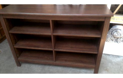 BOEKENKAST LAAG NOTENLAAR