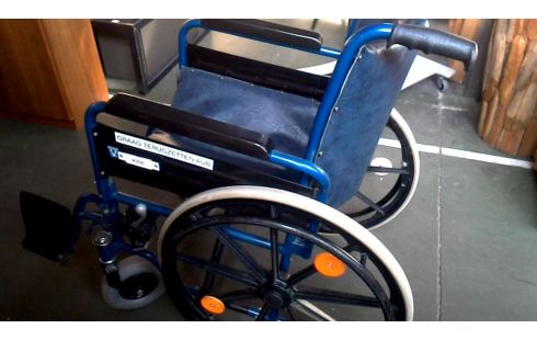 KAR ROLSTOEL BLAUW VERMEIREN