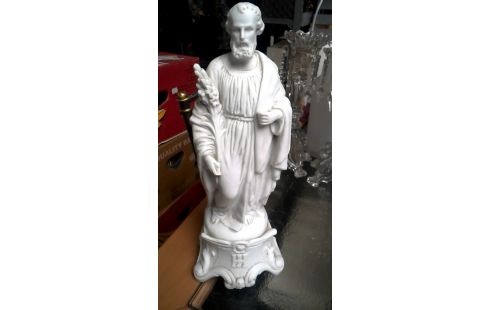 STATUE BLANCHE PORCELAINE