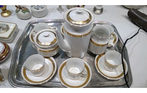 JUEGO DE CAFÉ DORADO