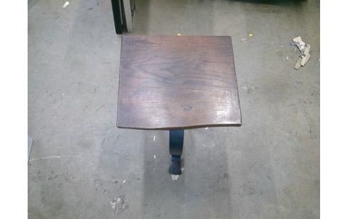 PLANTENTAFELTJE BRUTALIST