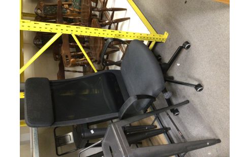 CHAISE DE BUREAU TISSU GRIS MESH IKEA MARKUS