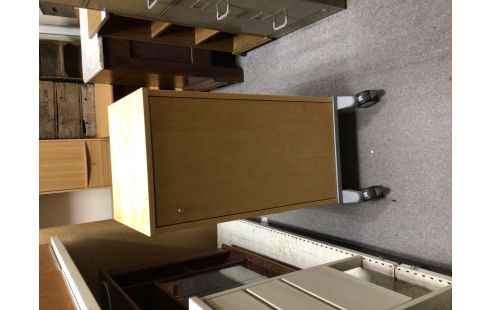 MEUBLE BAS MODERNE IKEA 1 PORTE SUR ROULETTES