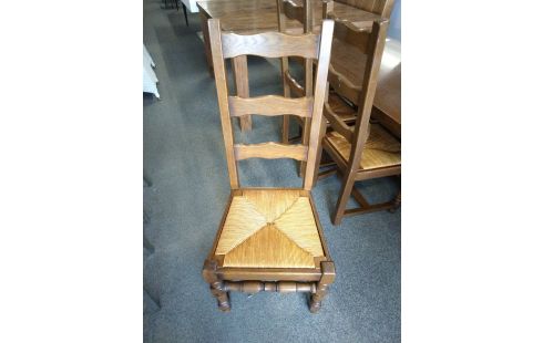 6 CHAISES ASSISE PAILLEE