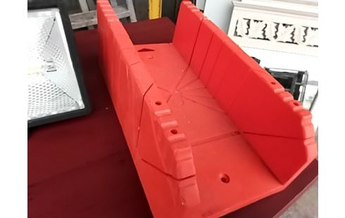 BOITE A ONGLET SCIE PVC