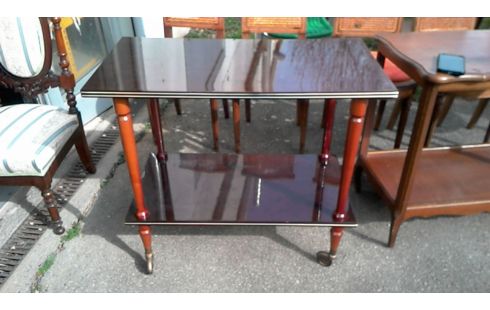 CARRITO DE SERVICIO DE RUEDAS