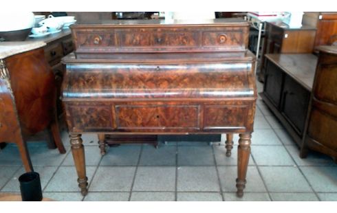 BUREAU A GRADIN NOYER  EN  L' ETAT