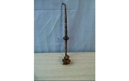 PFEIFE ORIENTALISCH VERZIERT SCHMETTERLING