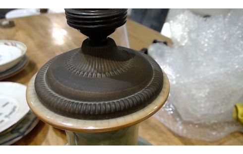 LAMPE A POSER CELADON  CRAQUELE ANCIENNE