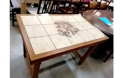 TABLE DE CUISINE CARRELAGE