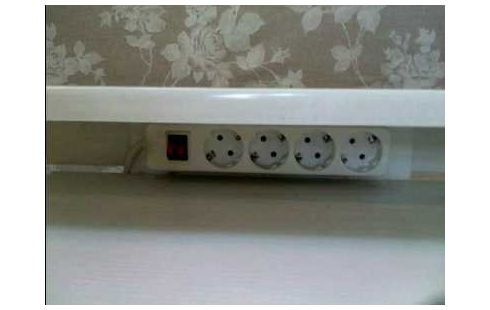 COMP.TISCH A.R. 4-EB. WEIß M. MEHRF.STECK.