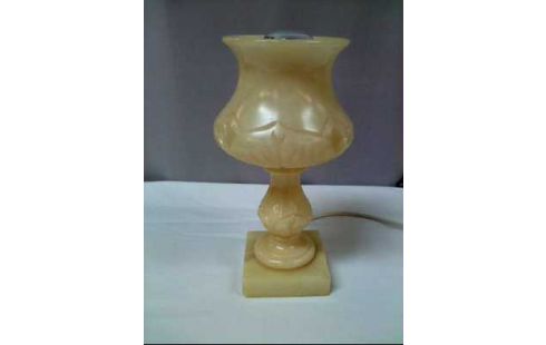 TISCHLAMPE 1-FLAMMIG STEIN MARMOROPTIK