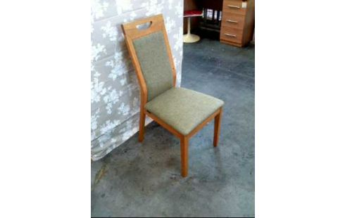 STUHL <VENJAKOB> BUCHE VOLLHOLZ GEPOLSTERT