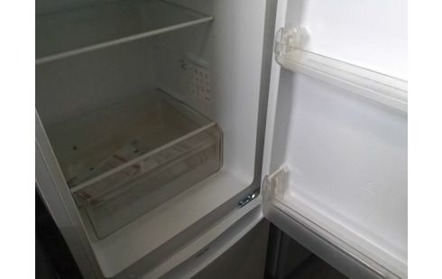 REFRIGERATEUR CONGELATEUR PROLINE 121L + 52L