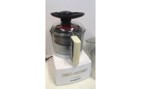 ROBOT MENAGER MAGIMIX 4200XL
