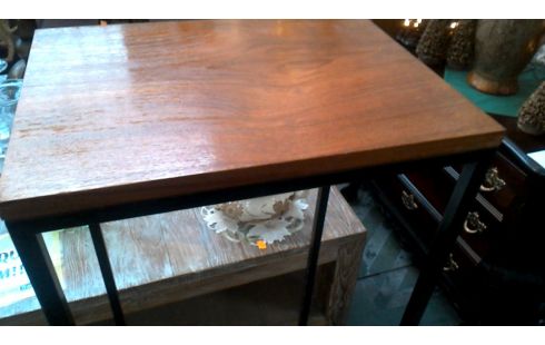 PIED DE STAL VINTAGE HOOG METAAL