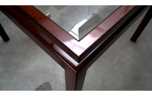 MESA DE SALÓN CUADRADO PARDO METAL BISELADO HIELO