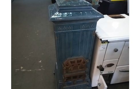 POELE A BOIS EN FONTE