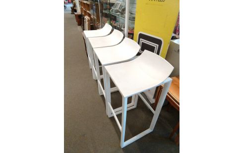 TABOURET DE BAR DESIGN EUGENI QUITLLET