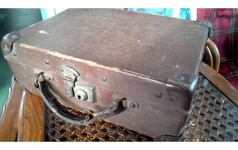 COFFRE VINTAGE CARTON PETIT BRUN