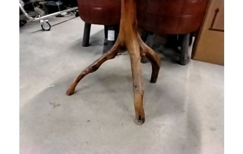 TABLE BASSE GUERIDON