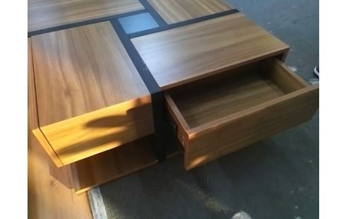 TABLE BASSE MARRON CARREE 4T