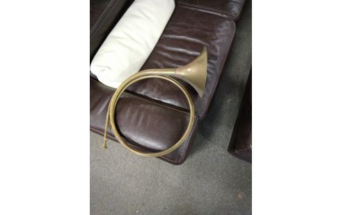 INSTRUMENT DE MUSIQUE COR DE CHASSE