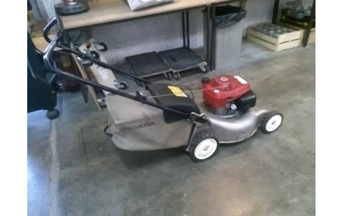 TONDEUSE HONDA