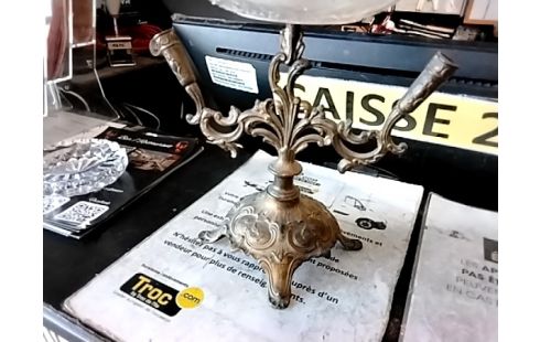 CENTRE DE TABLE ANCIEN