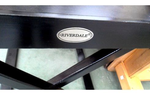 TABLETT ÜBER SCHWARZ, , HOLZ